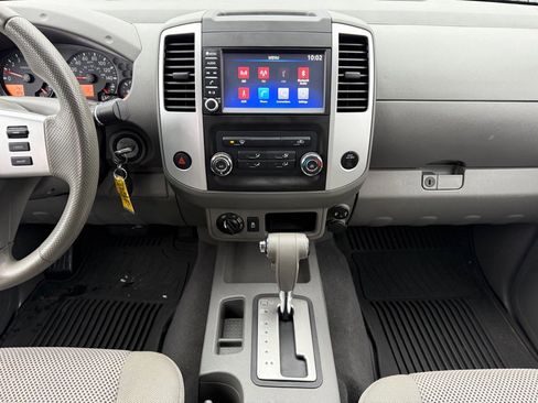 Used 2019 Nissan Frontier SV image 20