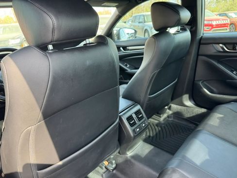 Used 2022 Honda Accord Sport image 18
