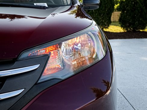 Used 2014 Honda CR-V LX image 6