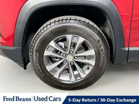 Certified 2026 Chevrolet Equinox LT w/ Safety and Technology Package AWD/4WD image 37