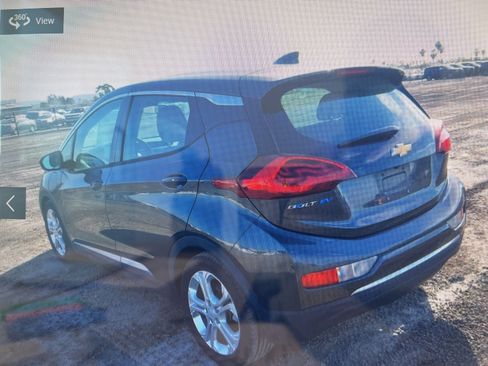 Used 2018 Chevrolet Bolt LT image 19