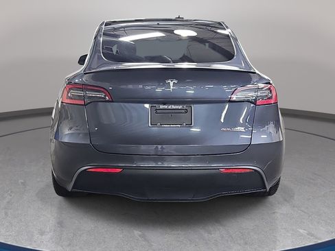 Used 2021 Tesla Model Y Performance AWD/4WD image 6