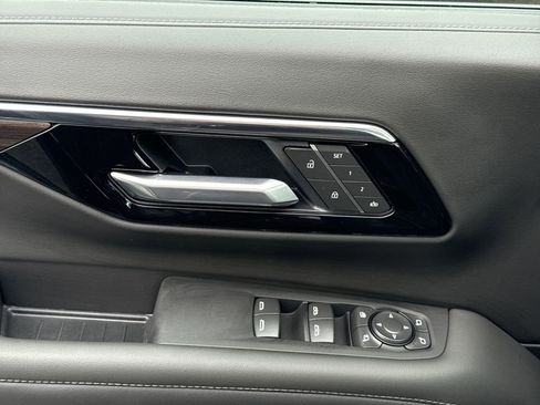 New 2026 Chevrolet Suburban LT w/ Comfort Package image 15