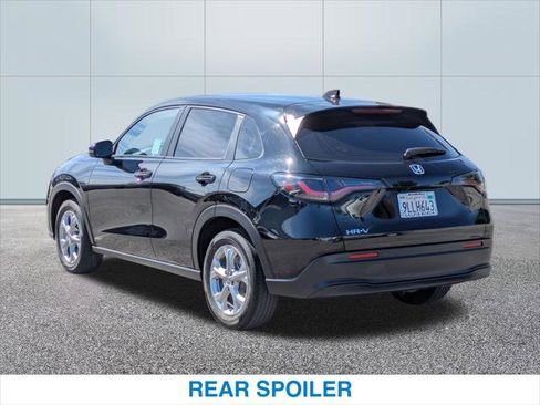 Certified 2024 Honda HR-V LX image 9