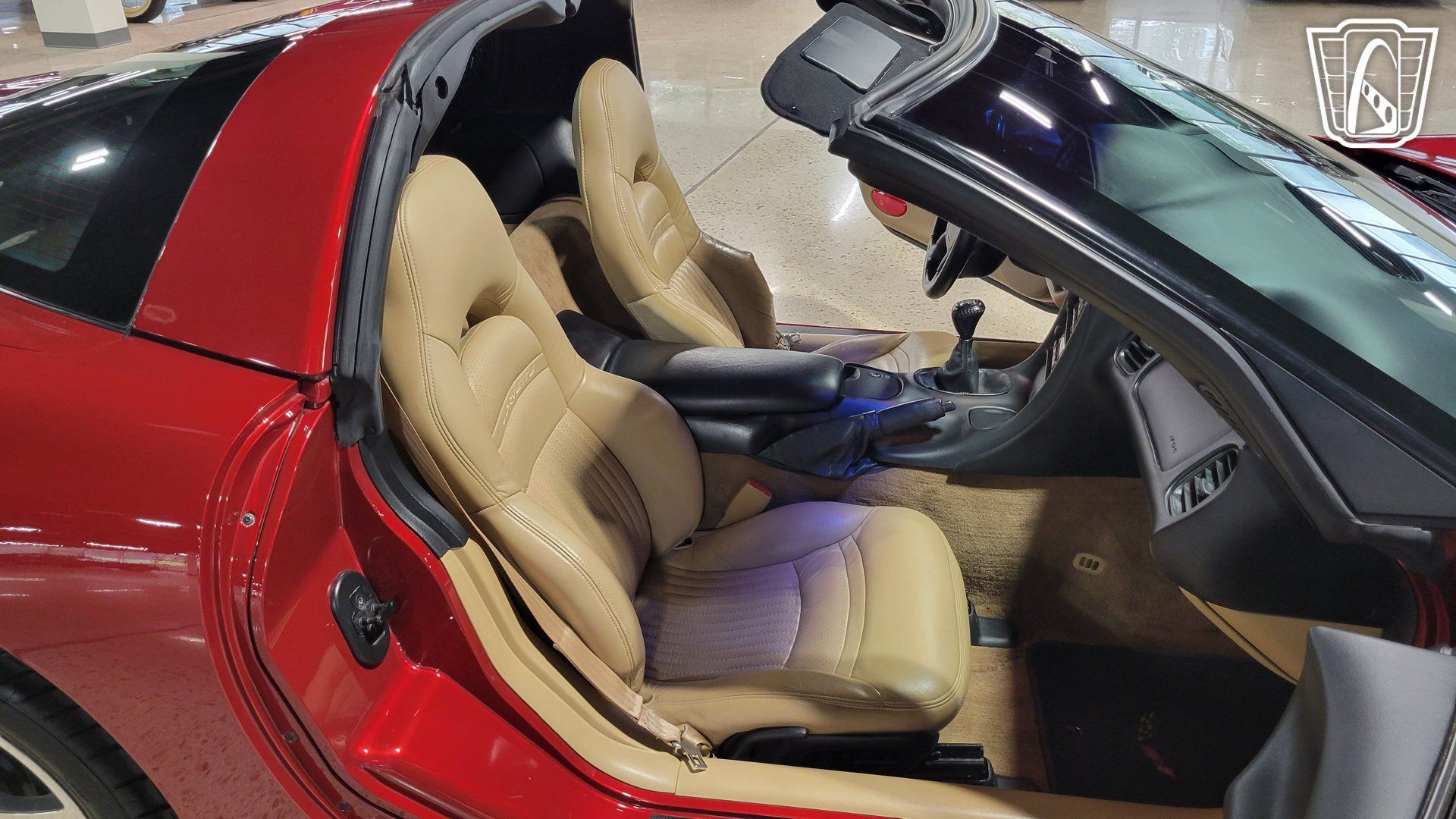 Used 1999 Chevrolet Corvette Coupe RWD image 14