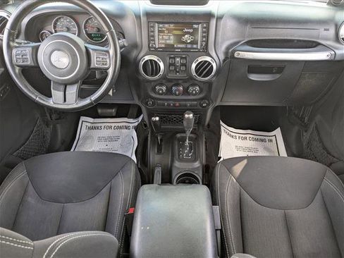Used 2014 Jeep Wrangler Unlimited Sahara w/ Connectivity Group image 16