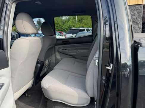 Used 2012 Toyota Tacoma 4x4 Double Cab image 16
