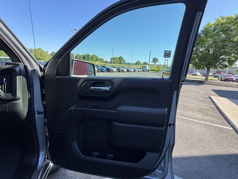 Used 2025 Chevrolet Silverado 1500 Custom AWD/4WD image 35