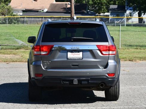 Used 2012 Jeep Grand Cherokee Overland image 5
