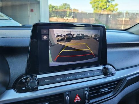 Certified 2023 Kia Forte LXS FWD image 19