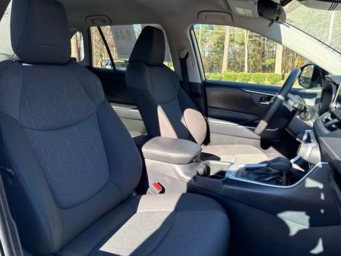 Used 2024 Toyota RAV4 XLE image 21