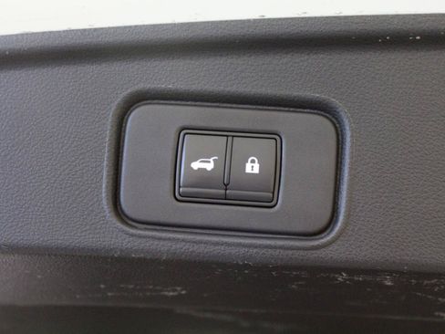 Used 2022 Nissan Pathfinder Platinum w/ Cargo Package AWD/4WD image 34