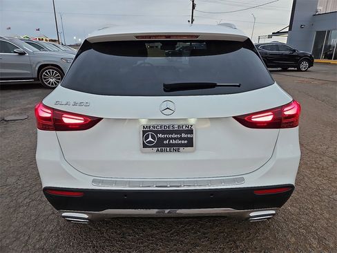 Used 2025 Mercedes-Benz GLA 250 image 6