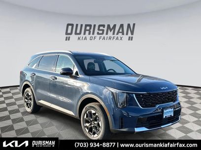 New 2025 Kia Sorento S