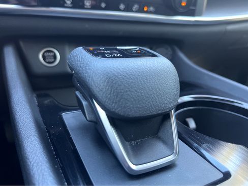 Used 2023 Nissan Rogue SV image 20