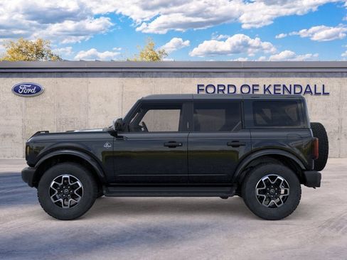 New 2026 Ford Bronco Outer Banks AWD/4WD image 3