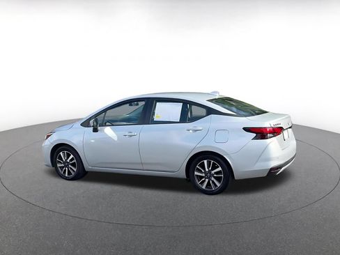 Used 2025 Nissan Versa SV FWD image 10