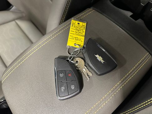 Used 2023 Chevrolet Colorado ZR2 w/ ZR2 Convenience Package III AWD/4WD image 46
