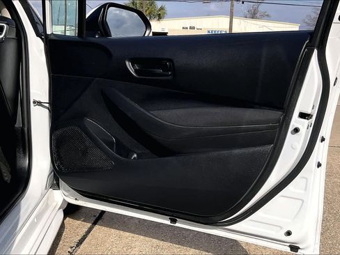 Used 2024 Toyota Corolla LE image 42