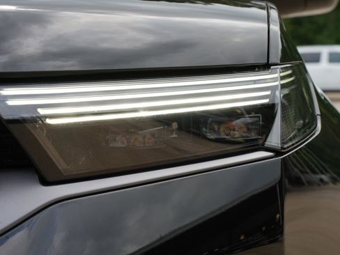 New 2026 Jeep Grand Wagoneer L Limited AWD/4WD image 26