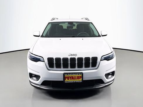 Used 2019 Jeep Cherokee Latitude w/ Popular Appearance Group FWD image 2