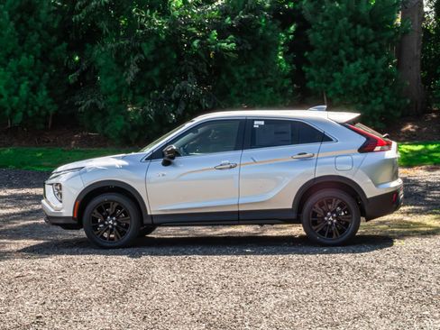 New 2025 Mitsubishi Eclipse Cross AWD image 4