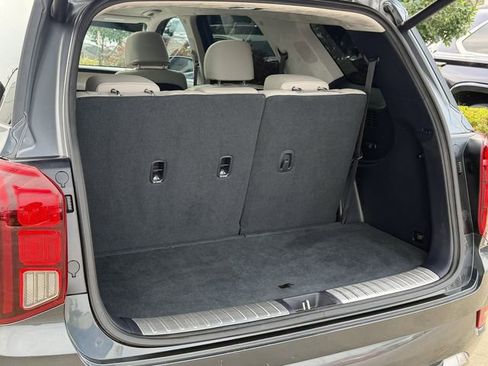 Used 2022 Hyundai Palisade Calligraphy image 25