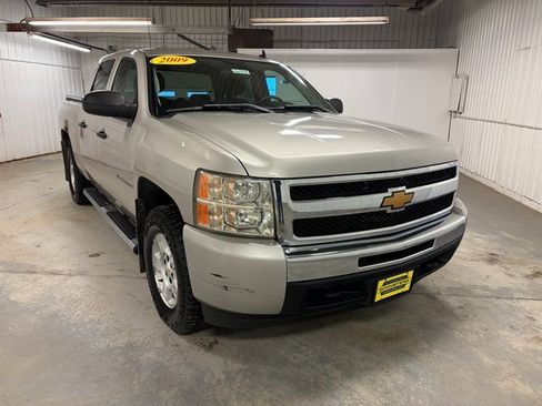Used 2009 Chevrolet Silverado 1500 LT w/ Power Pack Plus image 3