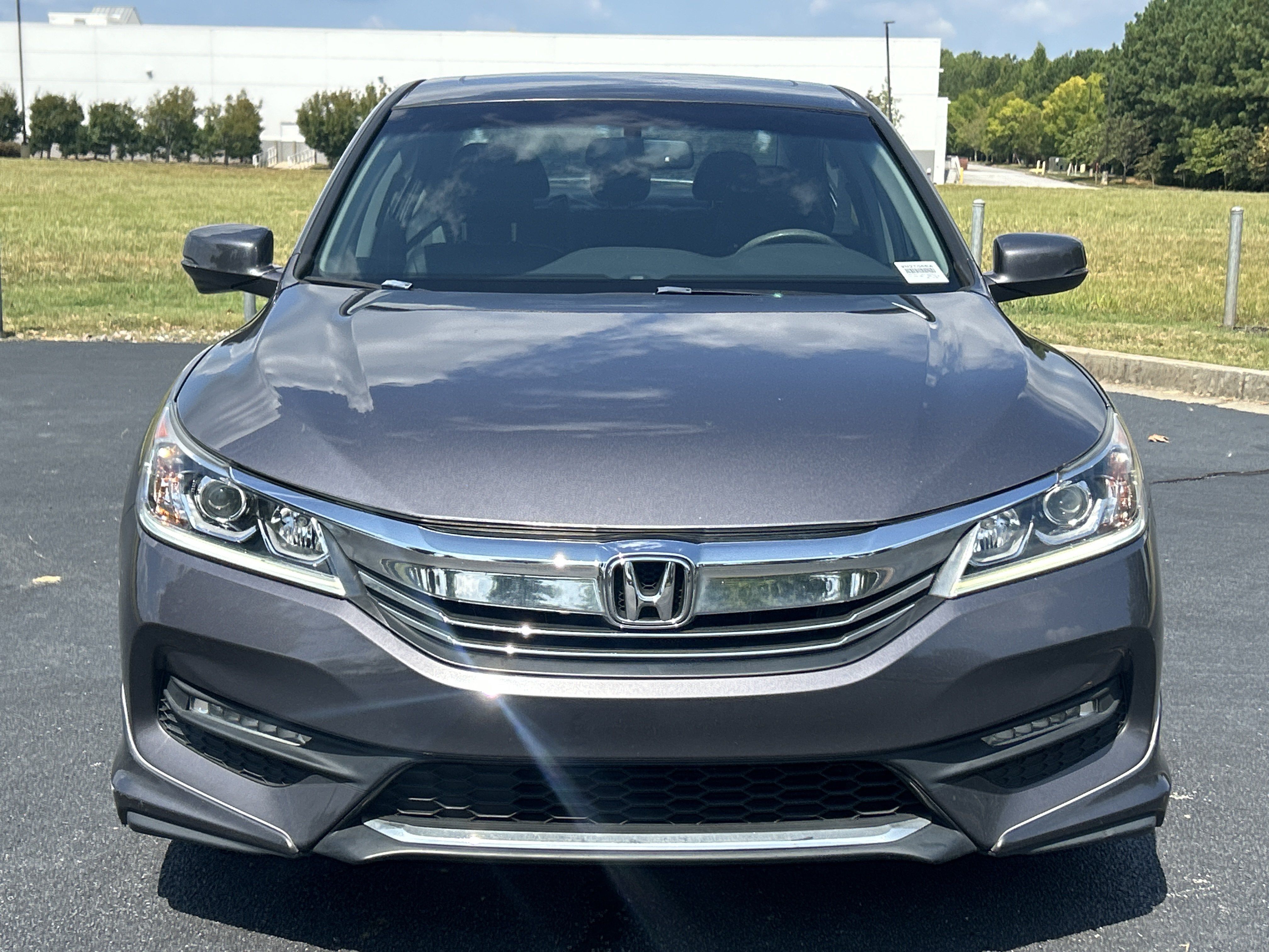 Used 2016 Honda Accord EX-L image 3