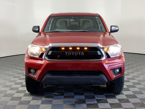 Used 2012 Toyota Tacoma PreRunner image 5