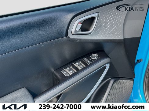 Certified 2023 Kia Soul S image 21