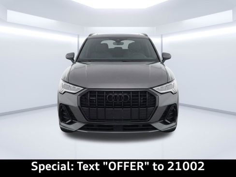 Used 2024 Audi Q3 2.0T Premium Plus w/ Premium Plus Package image 2