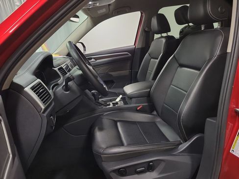 Used 2023 Volkswagen Atlas SE AWD/4WD image 13
