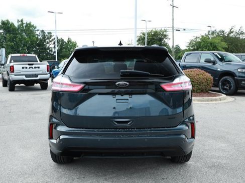 Used 2022 Ford Edge SE w/ Black Appearance Package AWD/4WD image 7