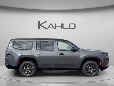 New 2026 Jeep Grand Wagoneer 4WD image 5
