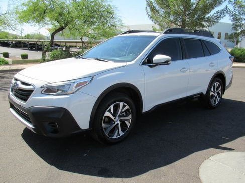 Used 2021 Subaru Outback Limited XT AWD/4WD image 2