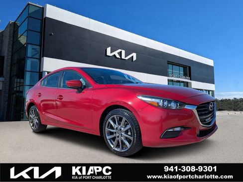 Used 2018 MAZDA MAZDA3 Touring image 1