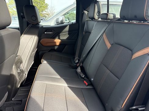 New 2026 GMC Canyon AT4 AWD/4WD image 6