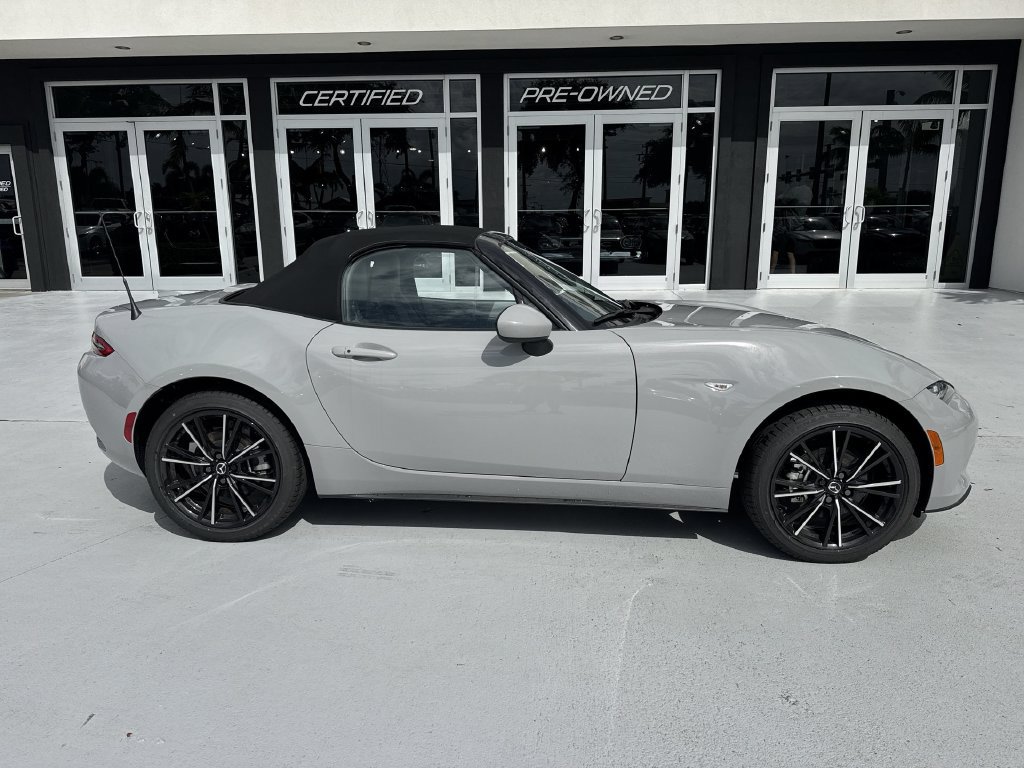 New 2026 MAZDA MX-5 Miata Grand Touring RWD image 5