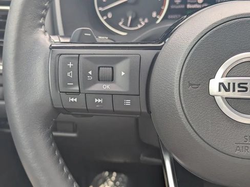 Used 2021 Nissan Rogue SV w/ Premium Package FWD image 21
