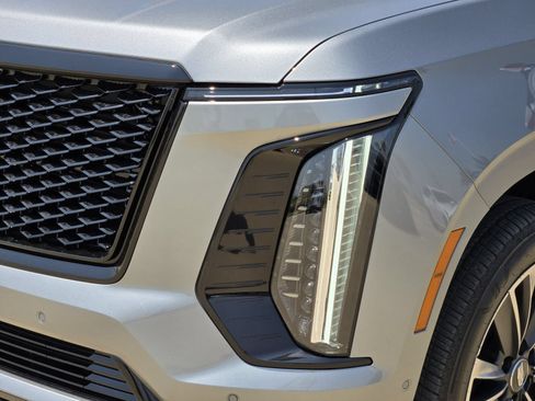 New 2026 Cadillac Escalade Sport AWD/4WD image 8