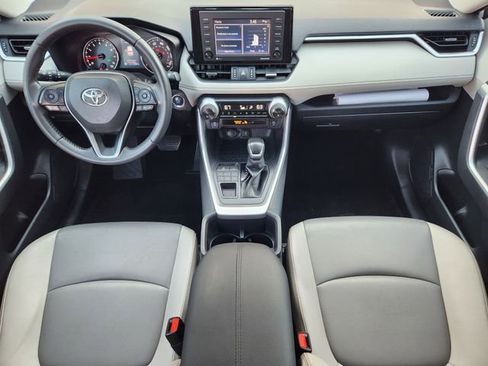 Certified 2022 Toyota RAV4 XLE Premium AWD/4WD image 23