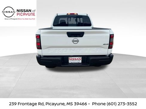 New 2026 Nissan Frontier S image 5