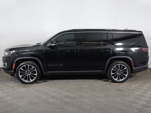 Used 2022 Jeep Wagoneer Series III w/ Premium Group I image 23