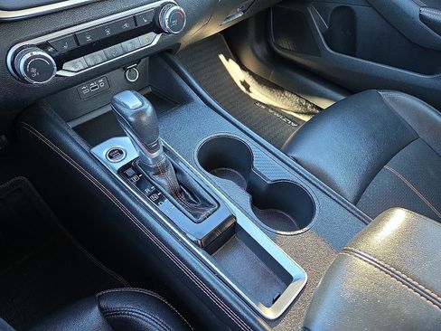 Used 2019 Nissan Altima 2.5 SR w/ SR Premium Package image 25