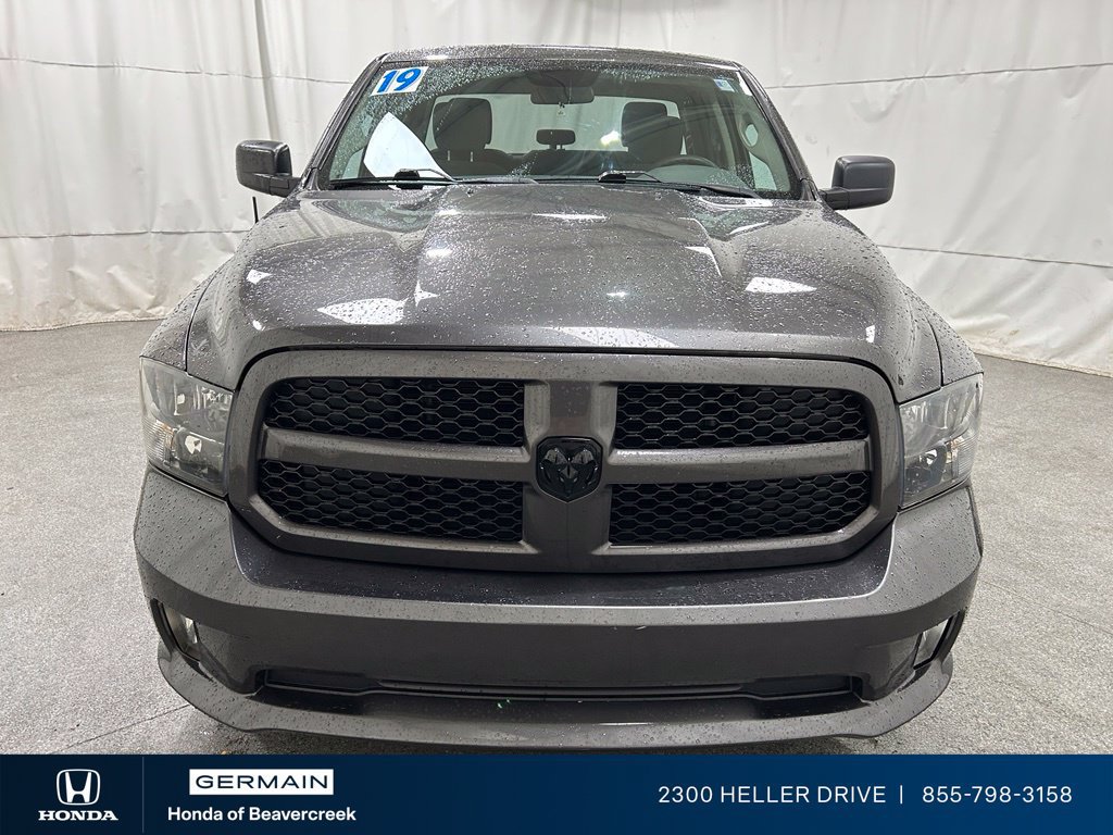 Used 2019 RAM 1500 Express w/ Express Value Package AWD/4WD image 3