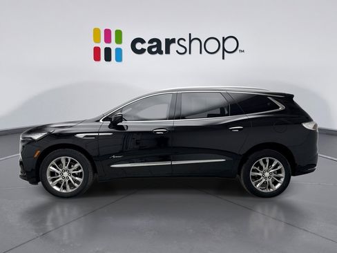 Used 2022 Buick Enclave Avenir w/ Avenir Technology Package image 2