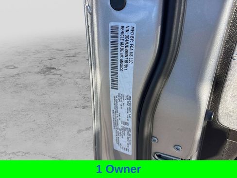 Certified 2022 Jeep Compass Latitude image 27