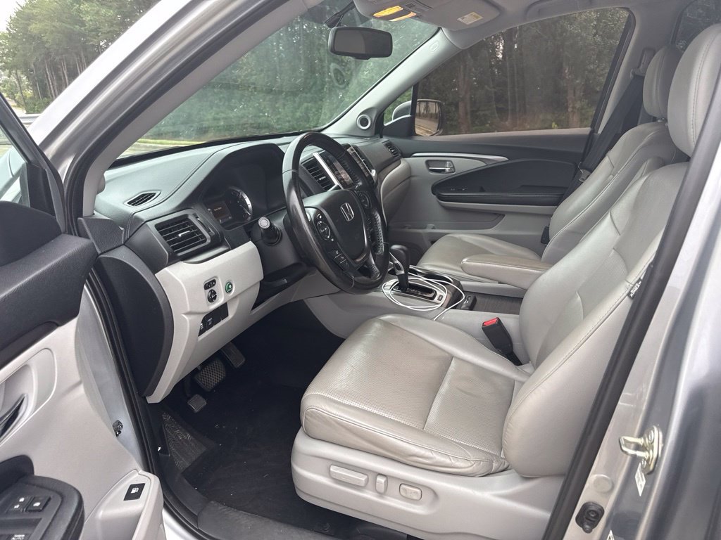 Used 2017 Honda Ridgeline RTL-T image 21