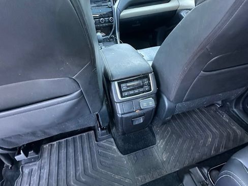 Used 2020 Subaru Ascent Limited w/ Technology Package AWD/4WD image 21